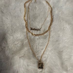 Brandy Melville neckless